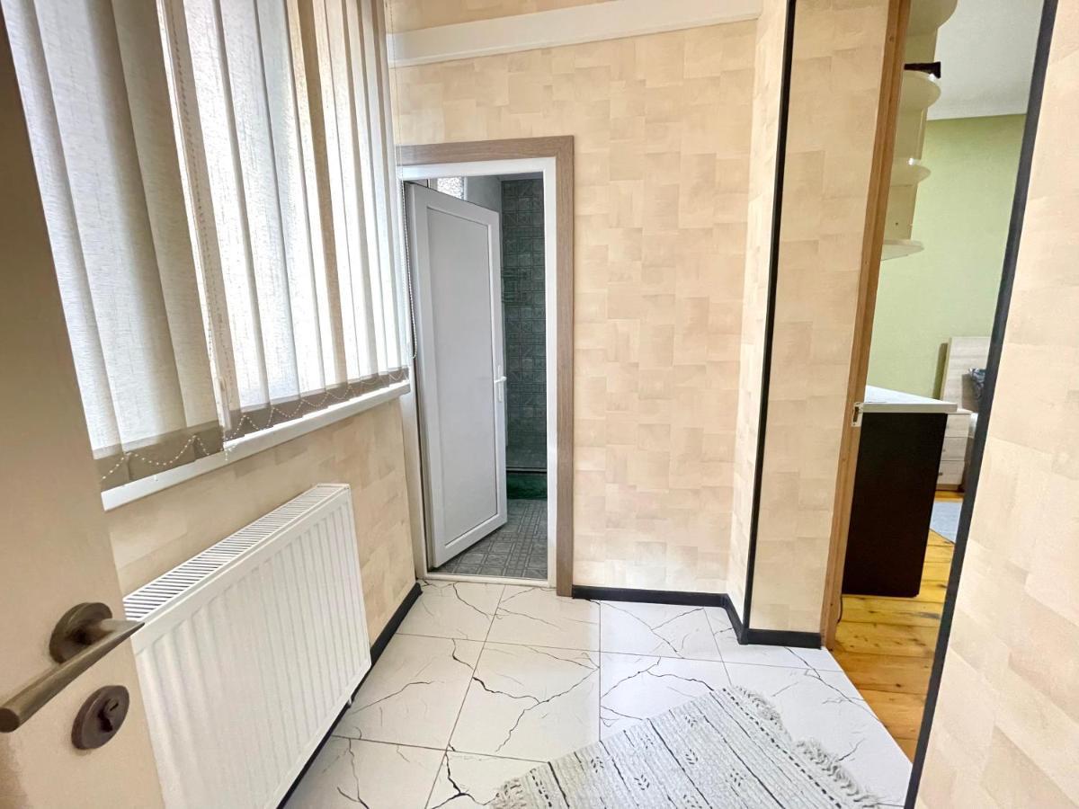 New Lights Apartment Τυφλίδα Εξωτερικό φωτογραφία