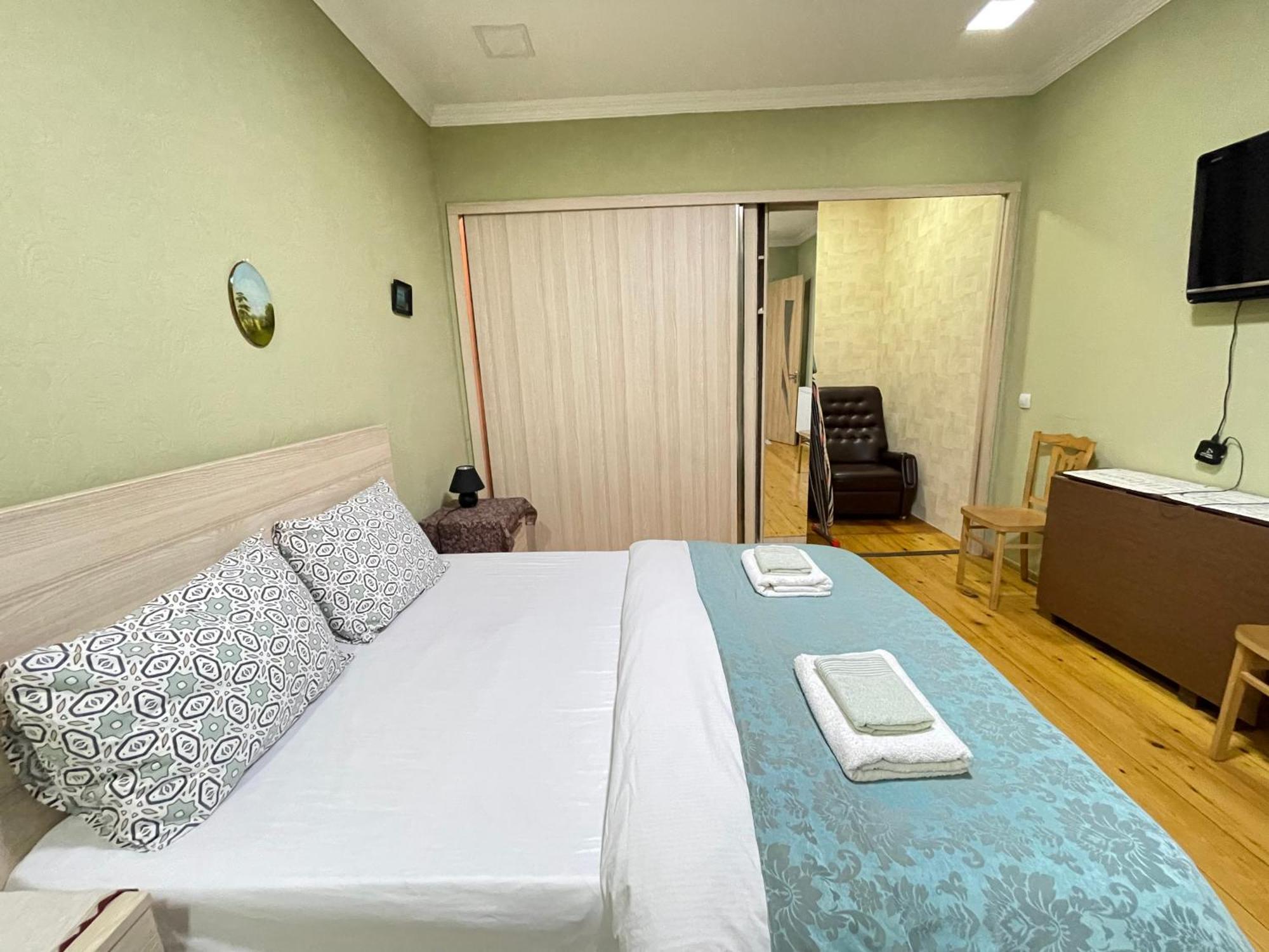 New Lights Apartment Τυφλίδα Εξωτερικό φωτογραφία