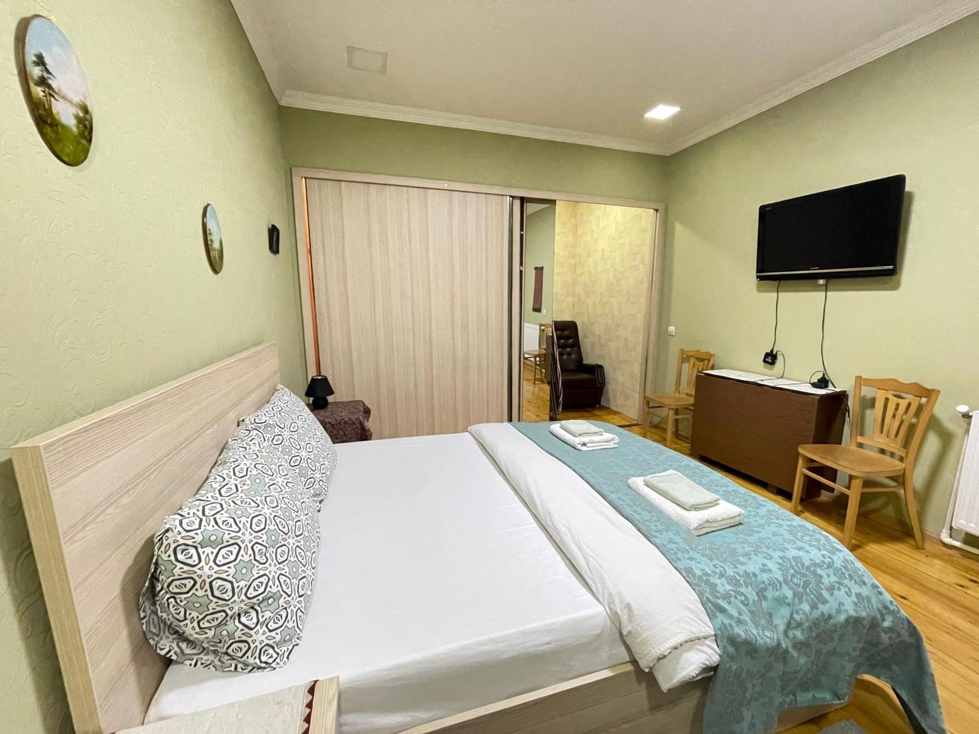 New Lights Apartment Τυφλίδα Εξωτερικό φωτογραφία
